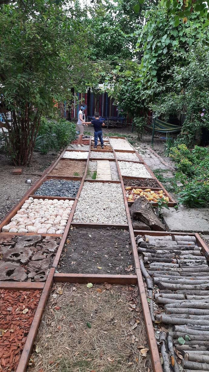 Grădina senzorială imagine 25